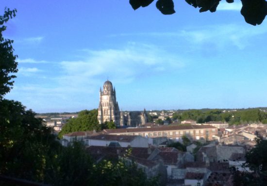 #Clochers et toits de Saintes 
#Cathédrale Saint-Pierre
