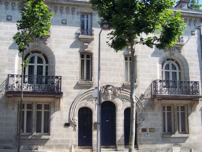 # Art nouveau à Saintes